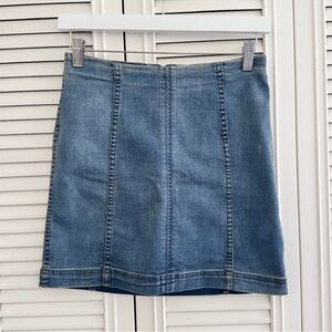 FREE PEOPLE | Jean Mini Skirt Size 4